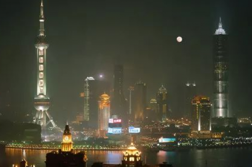 要让什么成为上海的后花园呢英文
