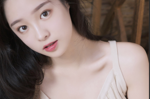 合肥拉菲公馆公司门称(合肥拉菲公馆门口称重闪现大肚婆！)